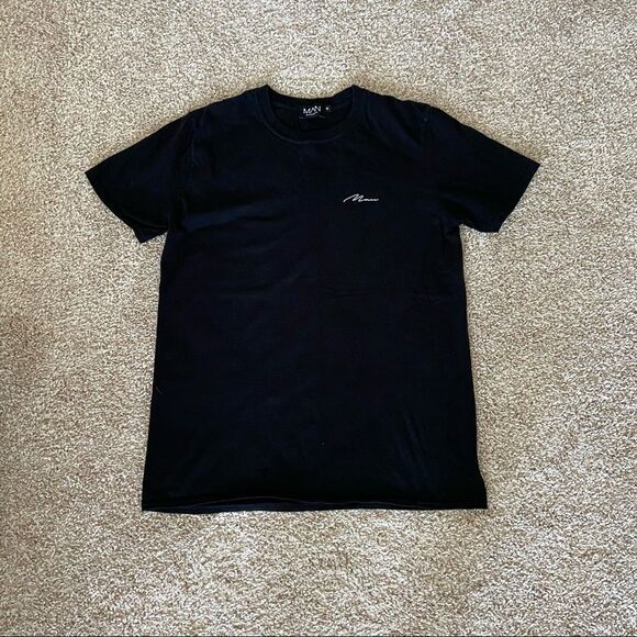 Boohoo Black Tee  - Picture 1 of 2